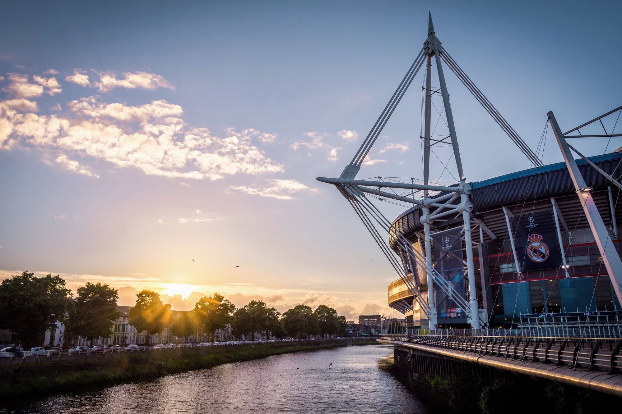 The rates of students from South East Wales that leave Wales for study